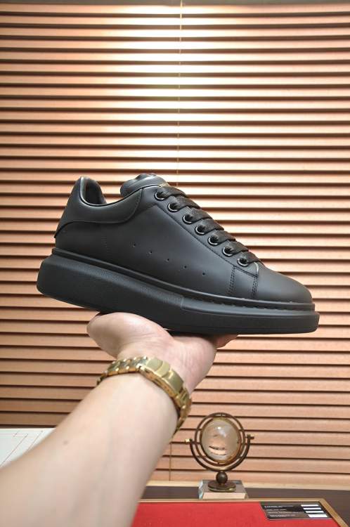 Picture of Alexander McQueen Shoes _SKUAlexanderMcQueensz35-44h080724